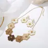 Conjunto de Joyería Estilo Bohemio Transfronterizo con Flor en Degradado, Aretes y Collar de Flor de Rafia Tejidos a Mano