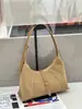Bolsa de Axila de Couro Fosco Retro de Alta Qualidade 2025 Outono e Inverno Bolsa de Ombro Estilo Preguiçoso Design de Nicho Bolsa Transversal