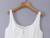 Venta al por mayor 2026 Verano Nuevo Vestido de Tirantes Blanco de Longitud Media Estilo Europeo y Americano para Mujer 7861