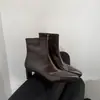 Botines cortos para mujer hechos de piel de primera flor, diseño ajustado, nuevo estilo otoño/invierno, punta cuadrada, cremallera lateral, tacones altos, piel genuina, botines de moda
