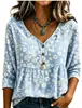 Nuevo top de manga tres cuartos suelto con estampado y cuello en V, estilo europeo y americano, para mujer, adecuado para uso casual, vacaciones y con un aire retro.