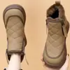 Populares botas de nieve para mujer de comercio exterior transfronterizo, zapatos de algodón engrosados con forro de felpa de invierno para el Noreste, impermeables, antideslizantes, cálidos, botines