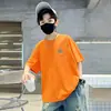 Roupa Infantil Camiseta de Manga Curta para Meninos Roupa de Verão 2026 Novo Estilo Tops Estampados de Desenho Animado para Crianças de Tamanho Médio e Grande Camiseta Casual de Algodão Puro de Manga Meia