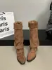 Moda botas largas para mujer con hebilla de cinturón, botas altas Maillard con remaches y punta fina, tacón grueso de otoño, estilo único 2026