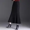Saia sereia simples e estilosa para mulheres, nova versão coreana do outono de 2026, saia de cintura alta de comprimento médio, saia bodycon elegante e que afina a silhueta