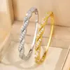 Pulsera de cable trenzado con patrón de rombos completos, entrelazada tridimensionalmente, densamente engastada con circonita cúbica, pulsera fina, lujo ligero, para la oficina, regalo para novia, joyería versátil
