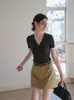 Camiseta de punto para mujer, estilo Old Money, con canalé, cuello en V, manga corta, verano, retro francés, corte ajustado, top versátil de nicho