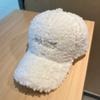 Chapéu de Barba Feminino Outono e Inverno Lã de Cordeiro Boné de Beisebol Casual Coreano Pelúcia Espessado Quente Boné com Letra Estudante