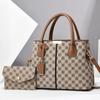 Bolsos de Primavera 2025 Nuevos Europeos y Americanos para Suegra en Stock Venta al por Mayor Bolsos de Mano para Mujer Gran Capacidad Multicolor Bandolera de Hombro Único