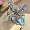 2026 Nuevo Estilo Bufanda Cuadrada para Niños Estilo Coreano Azul Estilo Pintura al Óleo Lazo para el Cabello con un Diseño Floral de Alta Gama para Coletas