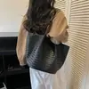 Elegante Bolso para el Trabajo para Mujer, Nueva Tendencia de Verano 2026, Bolso de Hombro Exquisito Vintage, Bolso Tote de Gran Capacidad
