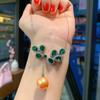 Colgante de perla de fritillaria australiana con forma de celebridad en vivo de TikTok para mujer, collar de perla dorada de viento frío, cadena de hueso para mujer