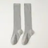 Calcetines de Niña Otoño e Invierno Calcetines Bajos Estilo Coreano Color Sólido Algodón de Doble Aguja Estilo Académico Calcetines de Caña Alta Apilados para Bebé