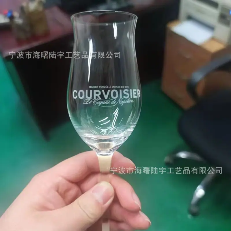 水晶杯激光