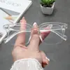 Nuevas Gafas Planas de Moda Mismo Marco Grueso que el Libro Rojo Montura de Gafas Anti-Luz Azul Gafas para Miopía Ultraligeras para Mujer con Gafas
