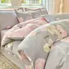 Conjunto de Roupa de Cama de Algodão Quatro Peças 2026 Novo Estilo Algodão Puro Simples e Fresco Lençol Capa de Edredom Conjunto de Roupa de Cama Três Peças
