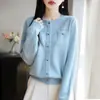 Cárdigan de Punto Fino de Lana para Mujer Otoño Temprano 2026, Cuello Redondo, Borla, Botón de Corazón con Pedrería, Abrigo Suéter Holgado