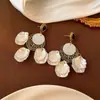 Pingente cravejado de diamantes vintage, brincos geométricos, brincos estilo palácio retrô, design de nicho, luxo leve e de alta qualidade