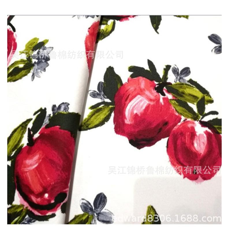 白底交织斜纹贡缎印花.jpg