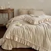 Conjunto de Roupa de Cama Estilo Princesa Francesa Veludo Leiteiro Peça Quatro Peças Espessado Quente Veludo Coral Esculpido Renda Capa de Edredom Lençol Lençol de Elástico