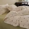 Conjunto de capa de edredom e lençóis de algodão puro de camada dupla com renda simples minimalista, amigo da pele, para todas as estações, conjunto de cama para quarto