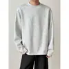 Sudadera casual de manga larga deconstruida gris para hombre, estilo streetwear americano otoño/invierno, corte regular, cleanfit, adecuada como capa interior o camiseta base