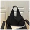 Bolsa plissada da moda para mulheres, novo estilo 2026, bolsa de ombro versátil para o dia a dia, grande capacidade, bolsa tote casual moderna, transfronteiriça