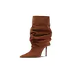 Botas Apiladas Arrugadas de Alto Valor Otoño/Invierno Nuevo Estilo Europeo y Americano Diseño de Nicho Botines Cortos de Punta Tacón de Aguja para Mujer