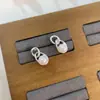 Aretes de Aleación de Diamante con Miles de Diseños, Aretes Versátiles, Lujo Ligero, Sensación de Alta Gama, Aretes Coloridos para Mujer, con Forma de Mariposa y Corazón