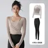 Conjunto de Roupas de Yoga para Mulheres 2026 Novo Estilo Conjunto de Três Peças de Alta Qualidade Estilo Desejo Puro Top Esportivo Fitness para Treinamento de Pilates