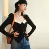 Suéter de punto negro con cuello cuadrado, camisa interior de punto para mujer, ropa de mujer, estilo Chanel, prenda interior, top chic de principios de primavera