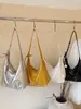 Bolso de axila retro transfronterizo tipo empanada, nuevo modelo de verano 2025, bolso popular este año, bolso versátil de hombro y cruzado de nicho