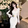 Nuevo vestido de encaje cuadrado transfronterizo para mujer de estilo francés con sujetador incorporado, corte ajustado y silueta de sirena, perfecto como vestido de gala