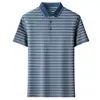 Camisa polo casual de manga curta masculina, novo estilo de verão de alta qualidade, camiseta listrada fresca e respirável, top para homens de meia-idade