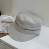 2026 Novo Chapéu de Equitação Listrado Plissado de Topo Plano Retrô Feminino Primavera Verão Versátil Emagrecimento Facial Estilo Britânico Chapéu Tendência