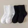 Calcetines infantiles de media pantorrilla, calcetines de algodón de color liso para primavera y otoño, calcetines finos de rayas estilo coreano de otoño para niños y niñas, calcetines de moda para niños mayores