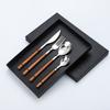 Cuchillo y Tenedor Cuchara Palillos con Mango de Clip de Imitación Madera de Acero Inoxidable 430 Juego de Cinco Piezas Vajilla Coreana Occidental Cuchillo y Tenedor Cuchara Cuchillo y Tenedor para Filete