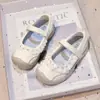 Sapatos de Princesa Respiráveis de Malha para Meninas 2026 Nova Coleção Primavera/Outono Sapatos Esportivos com Laço para Crianças Moda Versátil Sapatos Individuais