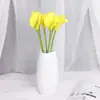 Venta al por mayor de calas artificiales de fábrica, flores PU multicolor de alta gama, decoraciones de escritorio de un solo tallo, decoración de sala de estar, flores artificiales para mesa de comedor