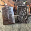 Diretamente da Montanha Longhu, Pingente Taoísta Lei Zuo de Madeira de Jucá Incrustada com Jade com Nove Reinos Celestiais, Apresentando um Lado que Pode Ser Aberto e Fechado com uma Escritura Celestial em Forma de Cruz