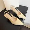 Zapatos de tacón alto de punta con tira en el talón, estilo coreano primavera-verano 2026, nuevos y elegantes, sandalias cerradas de punta poco profundas de cuero suave, tacón medio