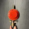 Válvula de Gas de Aleación de Zinc con Bocina Roja F3 Válvula Reductora de Presión Accesorios para Tanque de Gas Se Usan Especialmente para Exportación de Comercio Exterior Gas Licuado
