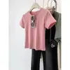 Camiseta Feminina de Algodão Puro Marrom com Ombro Normal, Manga Curta, Verão 2026, Cor Sólida, Petite, Algodão Puro, Corte Slim, Blusa que Valoriza o Corpo