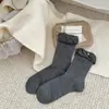 Meias de pérola com boca de botão femininas estilo balé de cano médio de algodão ins da moda estilo coreano doce pequeno estilo Chanel meias largas vazadas