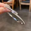 Pulsera de Oro Real de 18K Galvanizado con Cierre de Zircón Ovalado, Pulsera de Lujo Ligero de Gama Alta, Joyería de Mano Simple, Moderna y Retro