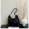 Estilo Coreano Casual Retro Gran Capacidad para Mujer 2026 Nuevo para el Trabajo Gamuza Multiusos Bolso de Hombro Tote Mochila