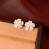 Brincos de Tarraxa Flor de Zircônia Olho de Gato Agulha de Prata Banhada a Ouro Real Exquisitos Simples Versáteis para o Dia a Dia Joia de Orelha de Nicho de Alto Padrão