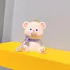 Chaveiro de resina de coelho branco de desenho animado criativo para casal mochila pequeno pingente de urso branco feminino requintado chaveiro de carro