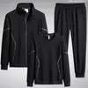 Traje Deportivo Casual para Hombre 2026, Conjunto de Tres Piezas para Primavera y Otoño, Ropa para Hombres de Mediana Edad y Padres Mayores, Atuendo de Primavera Tallas Grandes