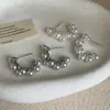 Pendientes Curvos de Racimo de Flores de Circonita Perla para Mujer Franceses Lujo Ligero Personalidad Moda Tendencia Temperamento Pendientes de Oficina Pendientes
